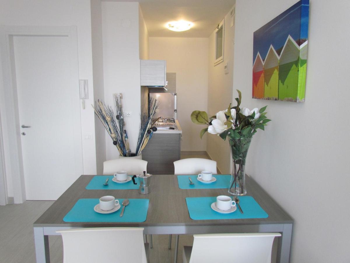 Condominio Zenith Bibione Exterior foto
